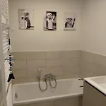 Luxury With Pool & Parking Apartment