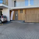 Luxury With Pool & Parking Apartment