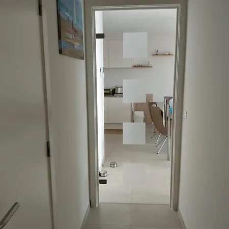 Luxury With Pool & Parking * Nieuwpoort